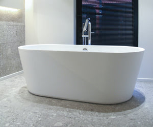 69" Acrylic Freestanding Soaking Bath Tub